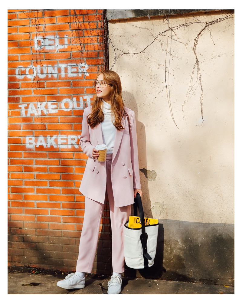 Fashion Style Lapels Structure Suit Blazer With Flap Pockets |