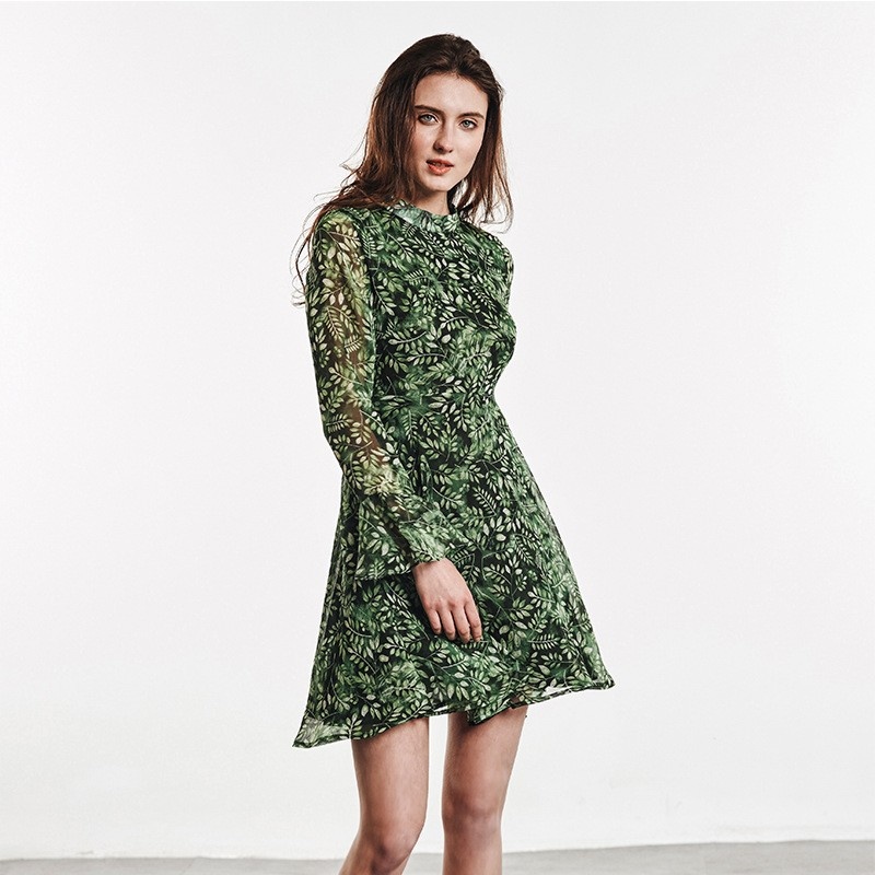 Nouveau Look De La Mode Verte Basée Col Rond Feuille D'Impression