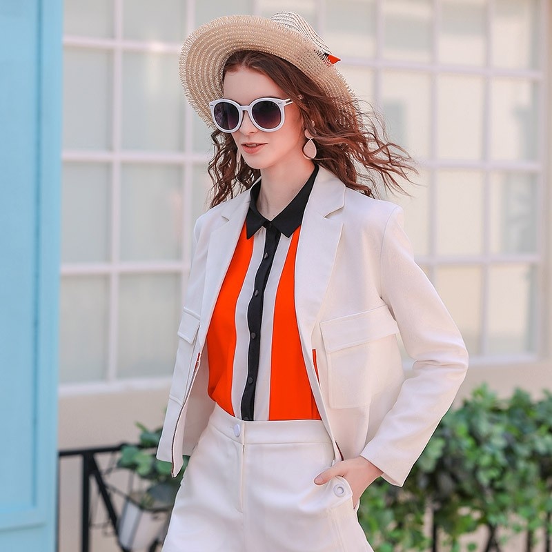 Stylish Lapels Jacket Suit With Two Oversized Pocket | VoguesUs