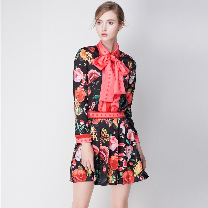 Mignonne Et Douce Broderie Florale Shirt Et Mini-Jupe Costume Avec