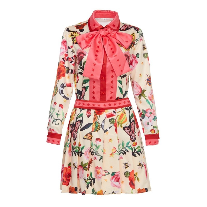 Mignonne Et Douce Broderie Florale Shirt Et Mini-Jupe Costume Avec