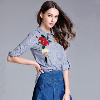 Mode Exquisite Blumen Bestickt Stripe Shirt | VoguesUs