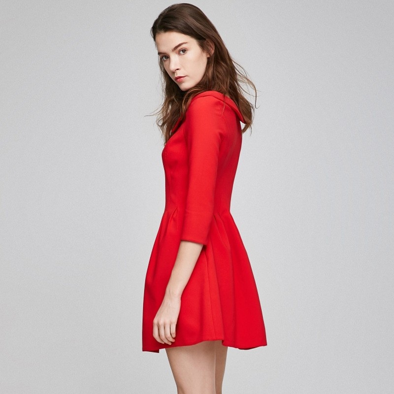 Fashionable Sweet And Pure Pure Doll Collar Solid Color Dress |