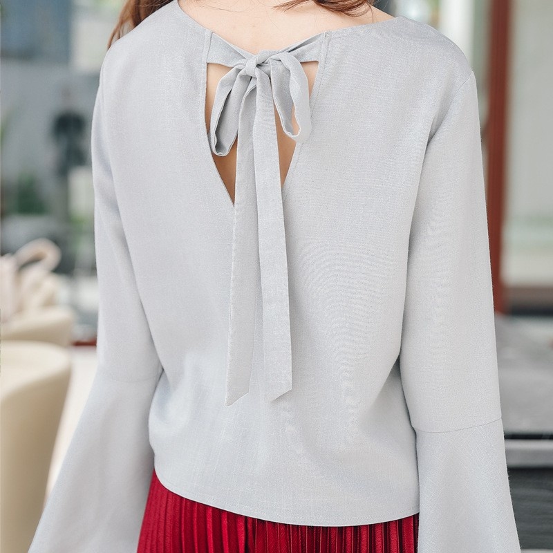Gris Base De Broderie Florale Longue Flûte T-Shirt À Manches | VoguesUs