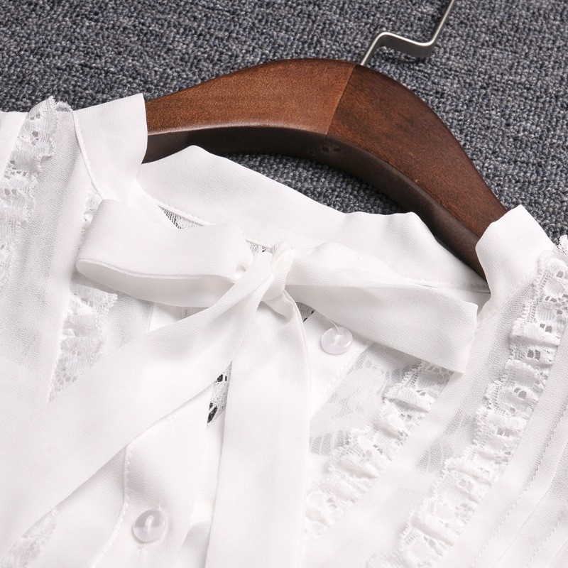 Blanco Bordado De Encaje De La Camisa Con La Corbata De Lazo