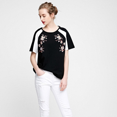 Moda Casual Golpe De Color Bordado De Manga Corta