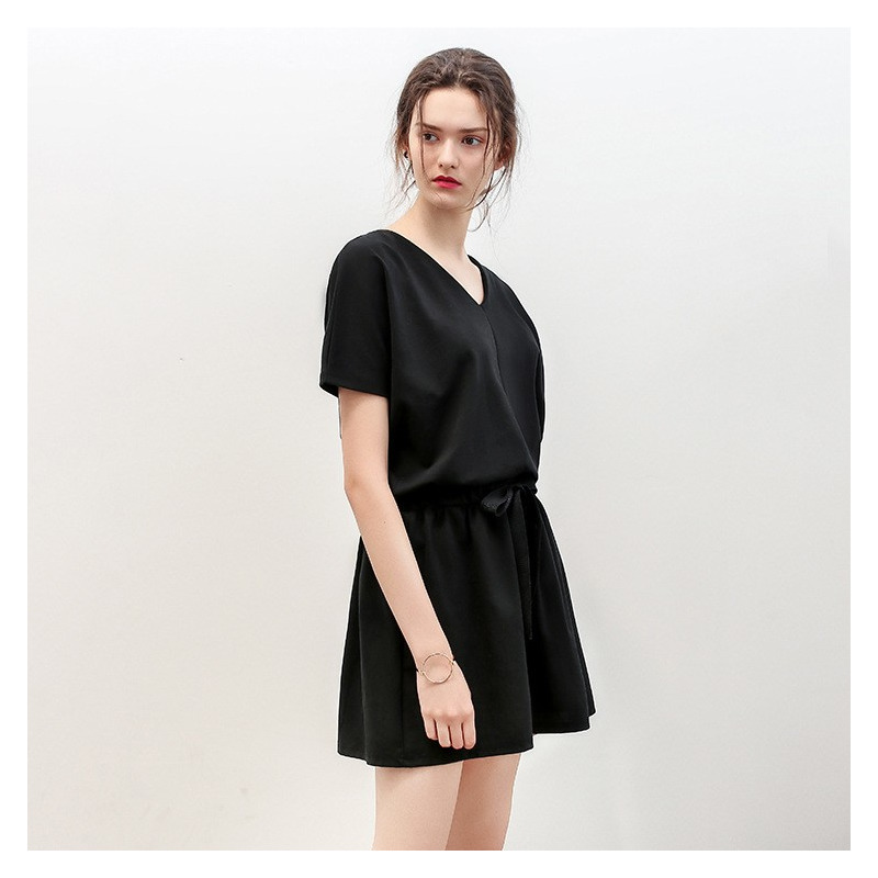 Simple And Comfortable Loose Casual V Neck Dress Skirt | VoguesUs