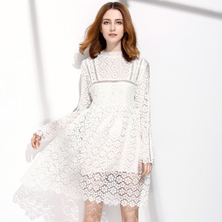 Douce Exquise Dentelle Blanche Cutwork Midi Robe | VoguesUs