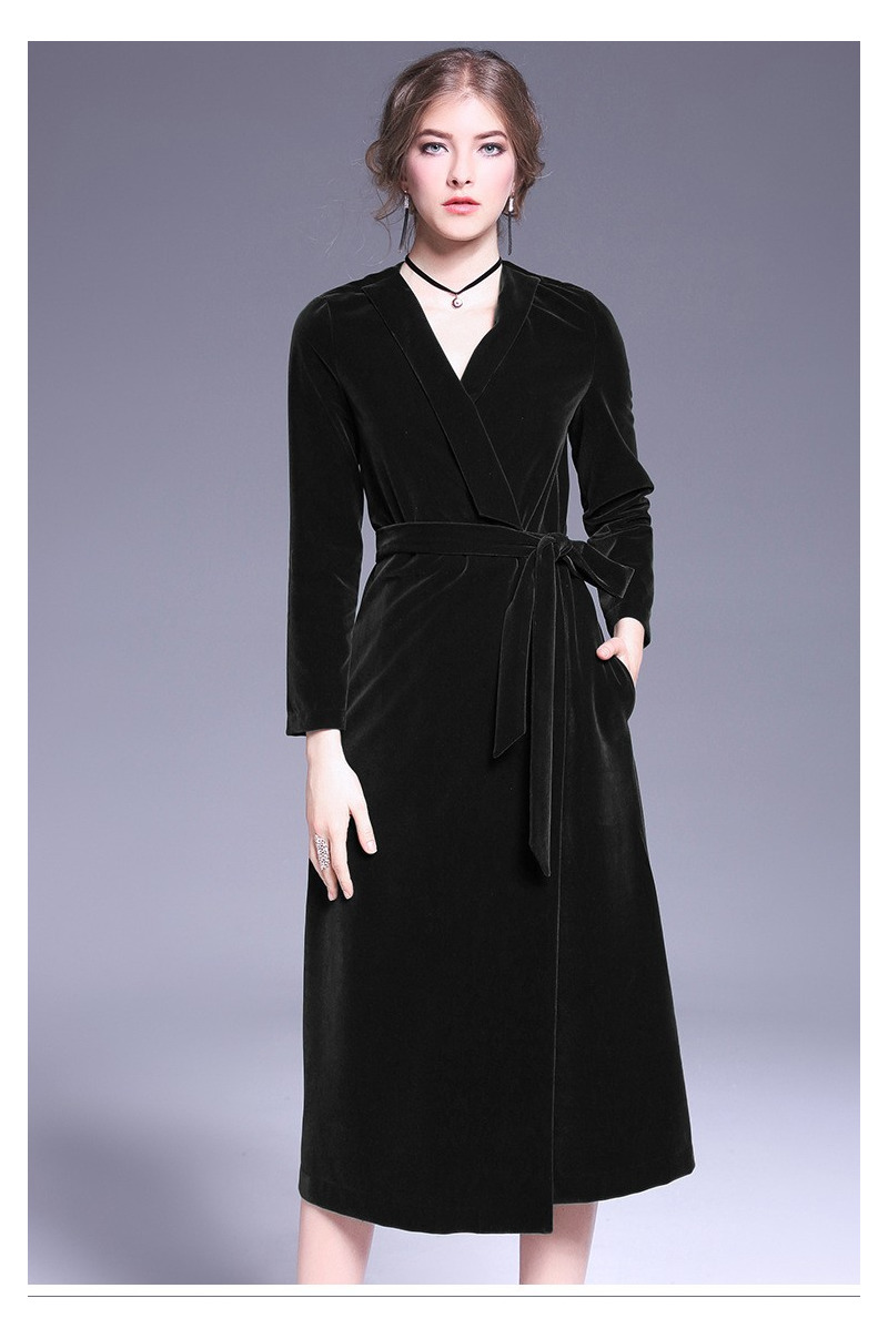 Elegant Atmosphere Of High-End Atmosphere Velvet Mature Dress |
