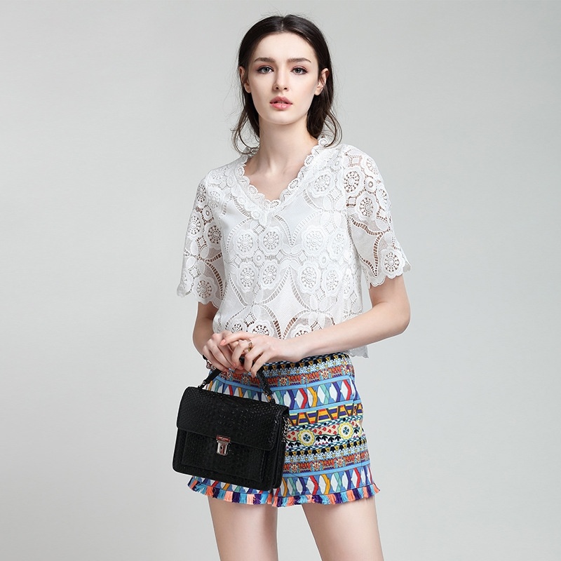 Fashion Ladies Lace Hollow T-Shirt With Exoticism Print Shorts Suits
