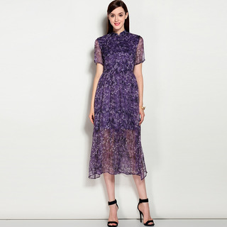 Col Haut Silm Floral Cutwork Midi Robe | VoguesUs