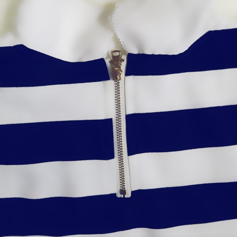 Dulce De La Moda De La Muñeca De Vestido A Rayas Con Detalle De Collar