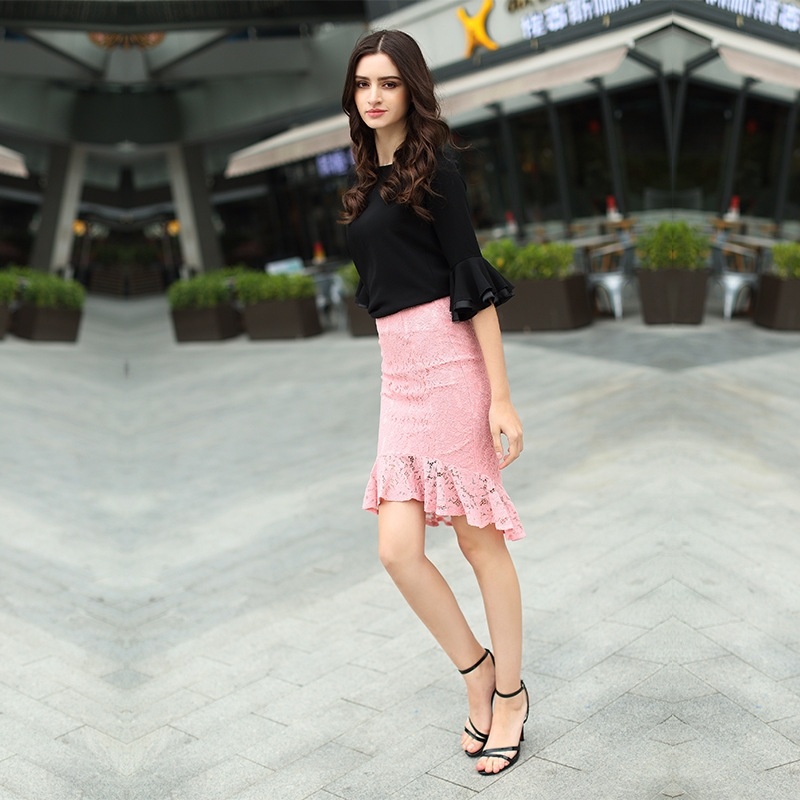 Élégant Cutwork En Dentelle En Queue De Poisson Rose Jupe Bodycon | VoguesUs