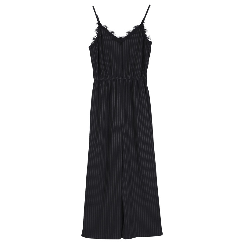 Col En V Bande Camisole Sangle Combinaison Avec Détail De Dentelle | VoguesUs