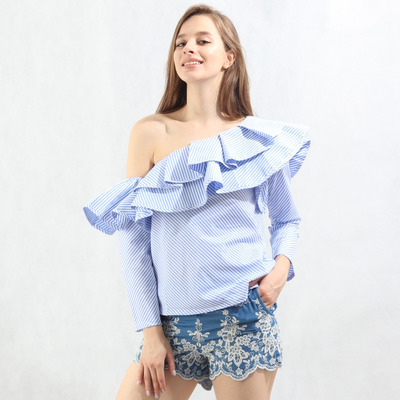 La Mode Une Épaule Asymétrique À Volants Devant-Shirt | VoguesUs