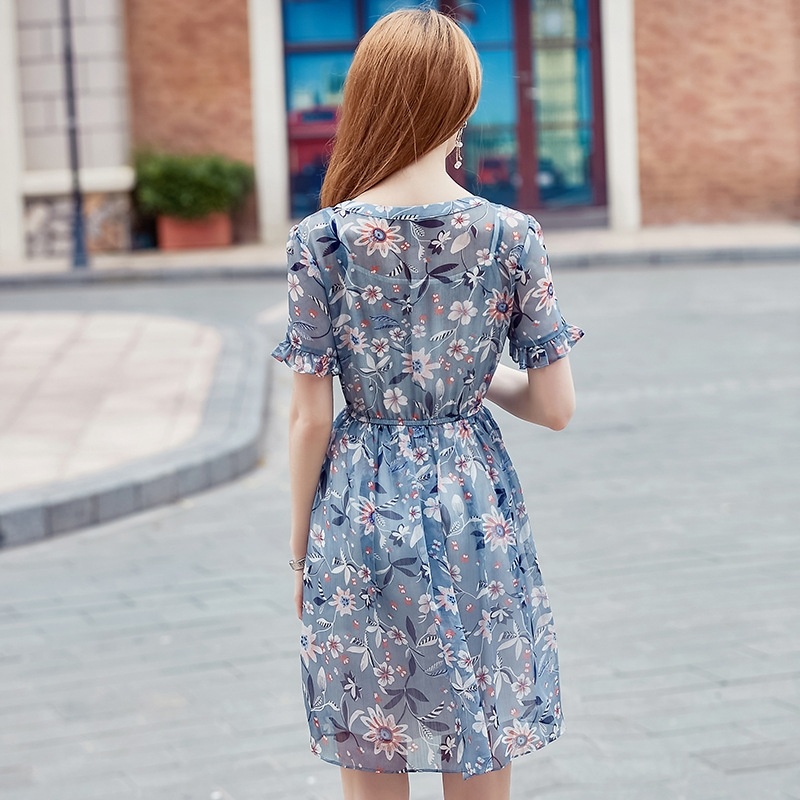 Elegant V-Ausschnitt Chiffon A-Linie Kleid Mit Bow Tie-Hals-Detail |