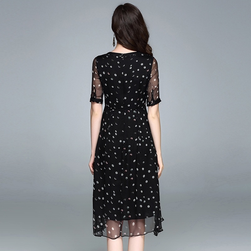 Noir De Soie V Col Demi Manche Spot Floral Robe Maxi | VoguesUs