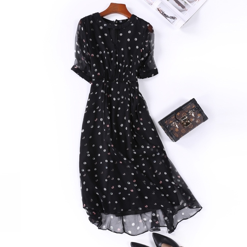 Noir De Soie V Col Demi Manche Spot Floral Robe Maxi | VoguesUs