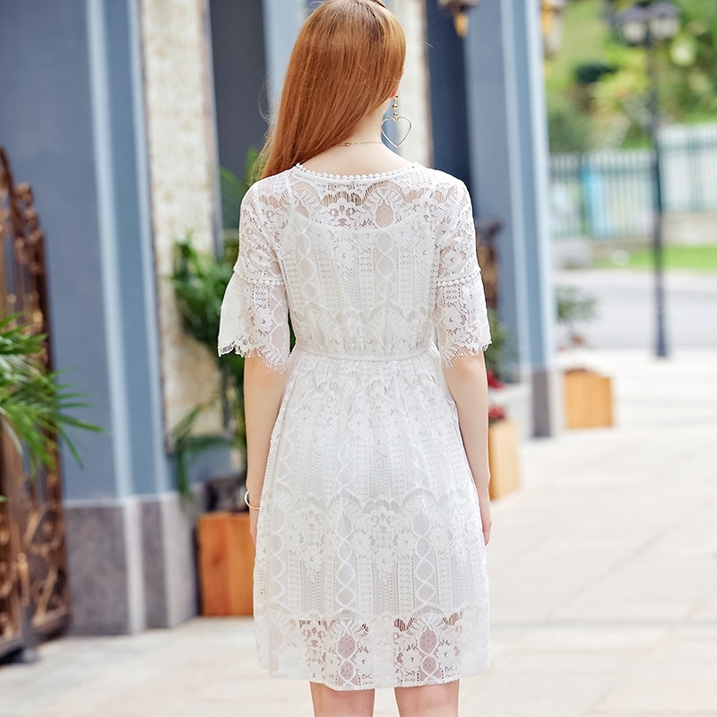 Elegante Weiße Runde Hals Halb Flöte Sleeve Lace Kleid | VoguesUs