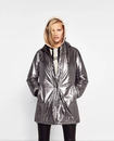 Coole Mode Mit Wärme In Die Langen Metall-Farbe, Mantel