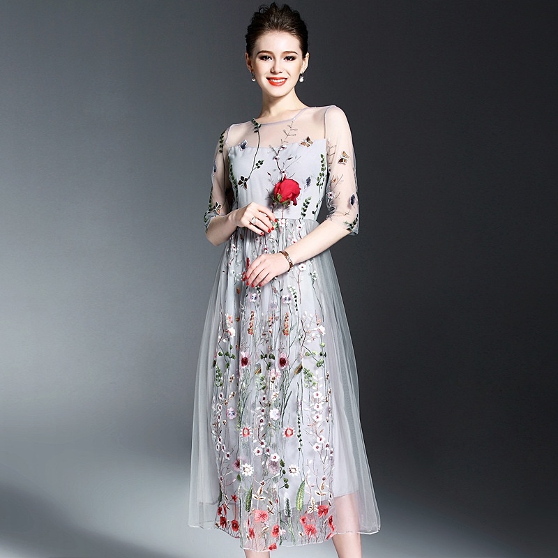 Exquise Broderie Maille En Couches À Manches Longues Robe Maxi | VoguesUs