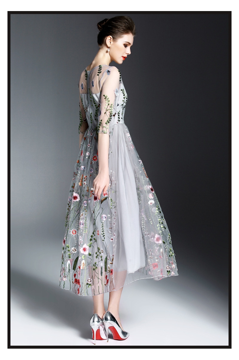 Exquise Broderie Maille En Couches À Manches Longues Robe Maxi | VoguesUs