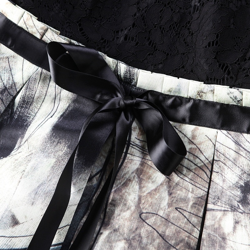 Dentelle Épissage Alternatif De Couture Demi-Manchon Peinture D'Impression D'Une Robe En Ligne |