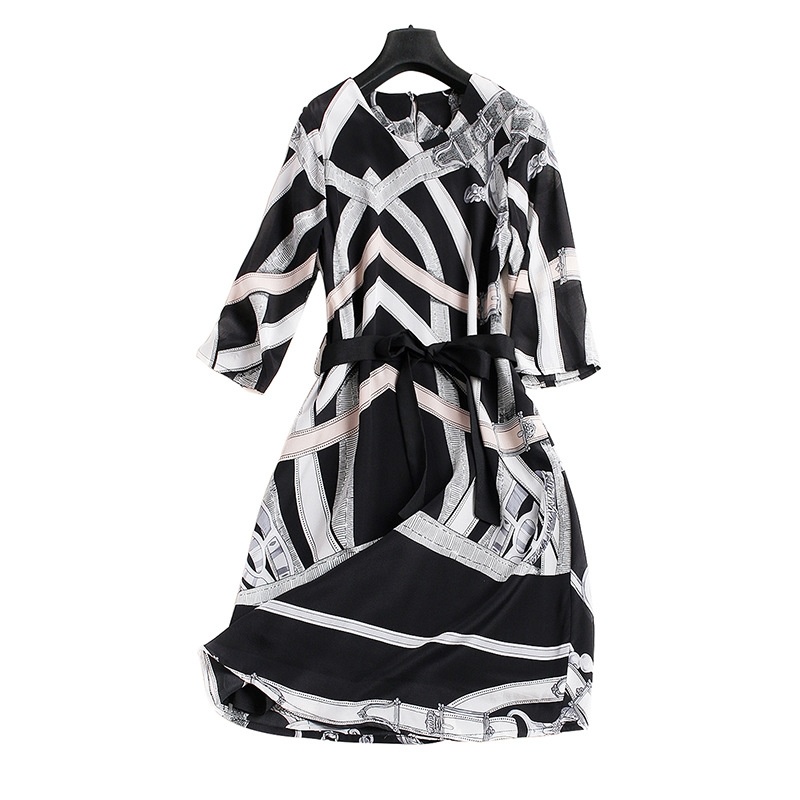Anfang Herbst Neue Silk Print Halbe Ärmel Krawatte-Taille Kleid | VoguesUs