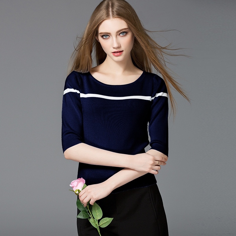 Simple Style Round Neck Contrast Color Knitted Sweater | VoguesUs