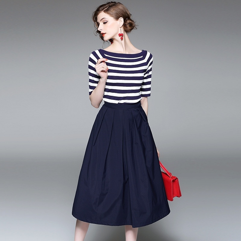Bande En Tricot Moitié Manches T-Shirt Avec Une Ligne De Midi Jupe Set |