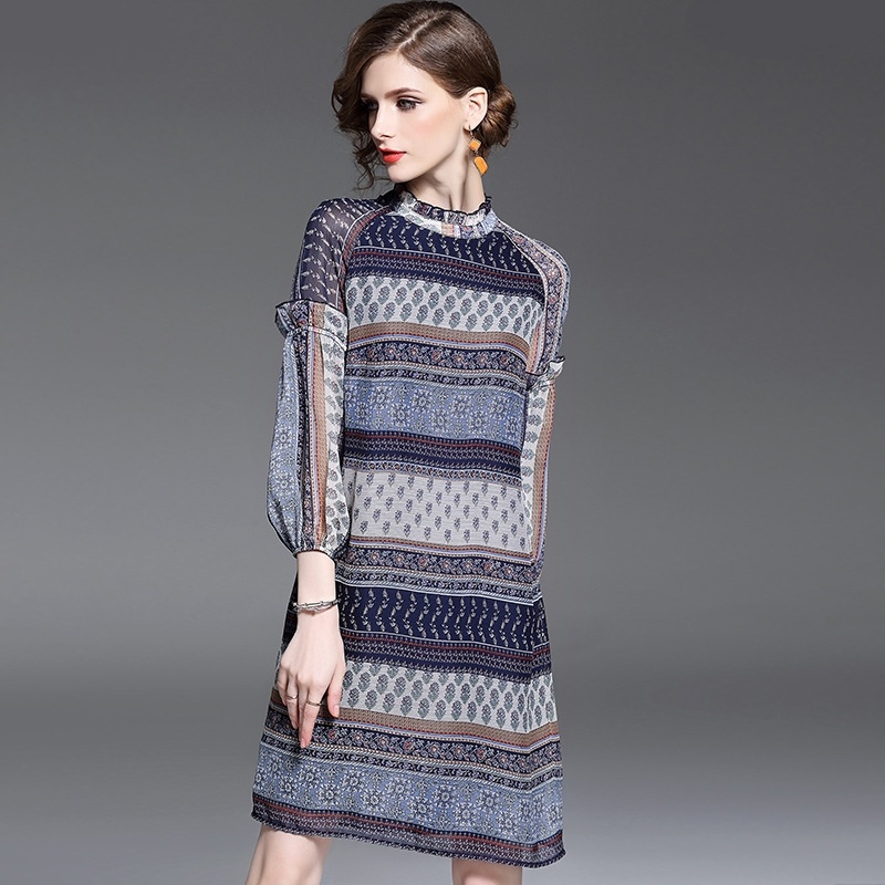 Floral Print Round Neck Long Sleeve Shift Dress | VoguesUs