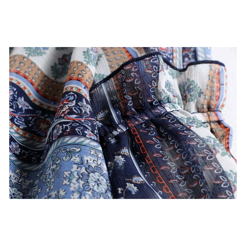 Floral Print Round Neck Long Sleeve Shift Dress | VoguesUs