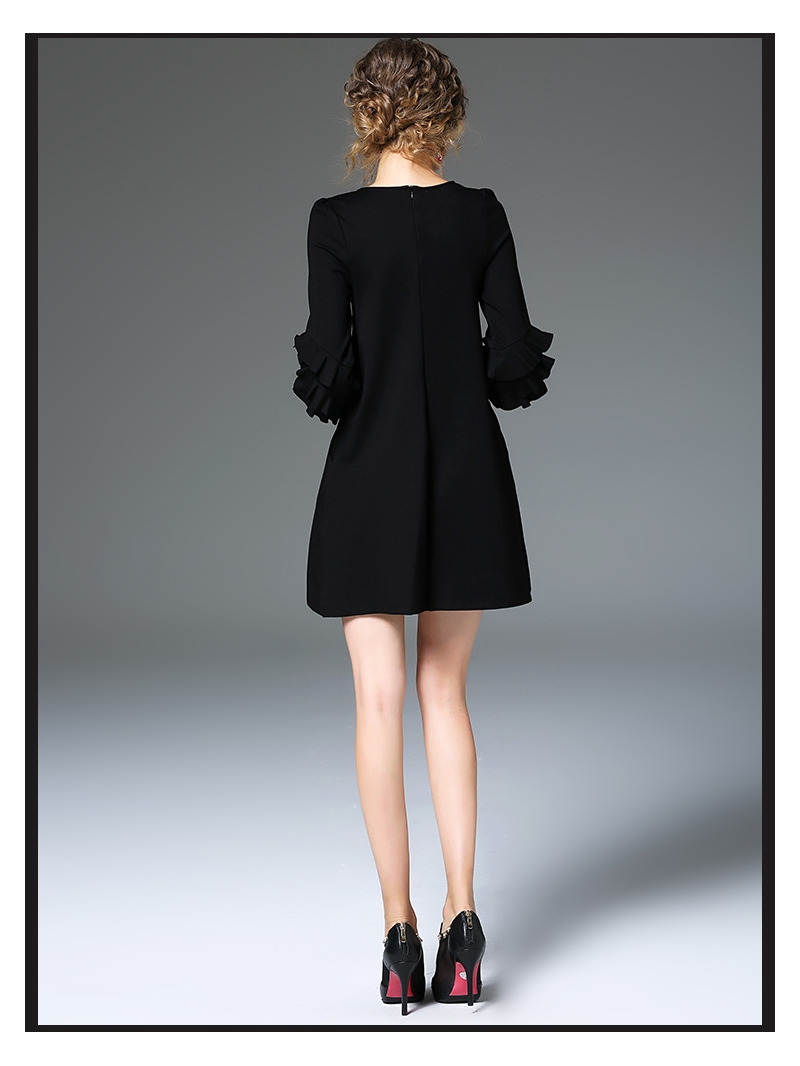 Round Neck Petal Ruffle Sleeve Shift Dress | VoguesUs
