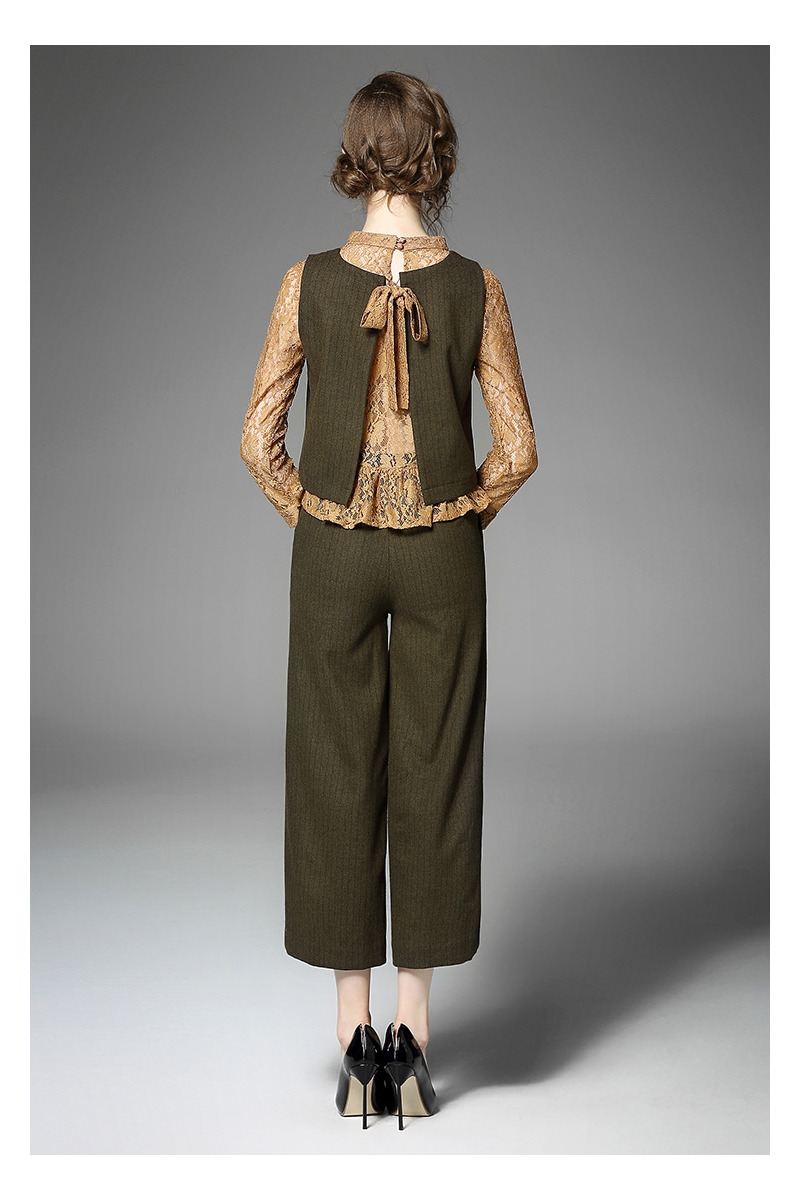 Gestrickte Weste Und Runde Spitze Shirt Und Wide-Leg-Gestrickte Hosen Set