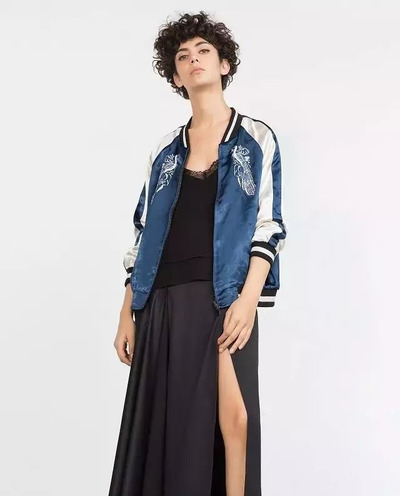 Heavy Duty Embroidery Sports Wind Dressed Silk Baseball Jacket On