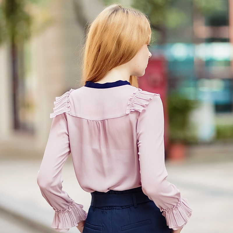 Schlagen Sie Die Farbe Der Fliege Mit Langen Ärmeln Chiffon Hemd