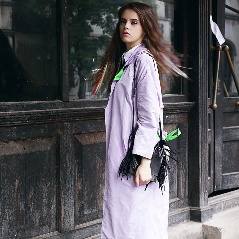 La Moda Larga Sección De Color Púrpura Y Verde Color De Contraste