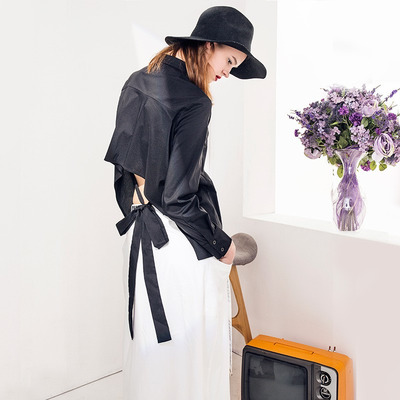 Simple Moda Atmósfera De Regreso Bordado Tendencia De Viento