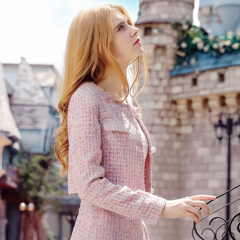 Pink Round Neck Long Sleeve Temperament Ladies Short Paragraph Coat