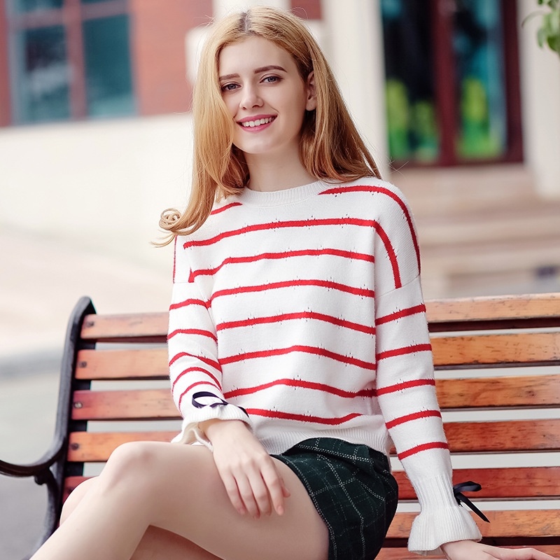 Striped Round Neck Speaker Horn Sleeves Wild Joker Sweater