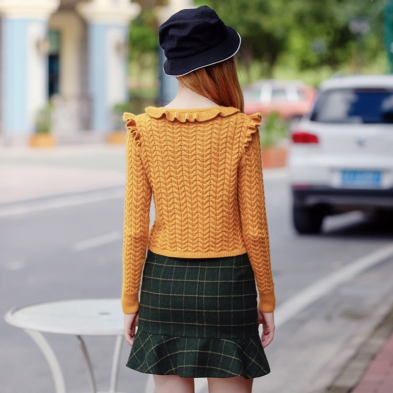 Solid Color Stitching Fungus V-Collar Pullover Short Knit Shirt