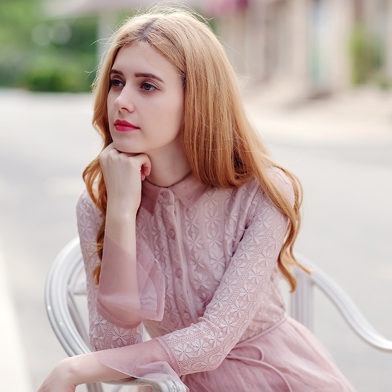 Pink Gauze And Cashmere Temperament Ladies Lace Dress