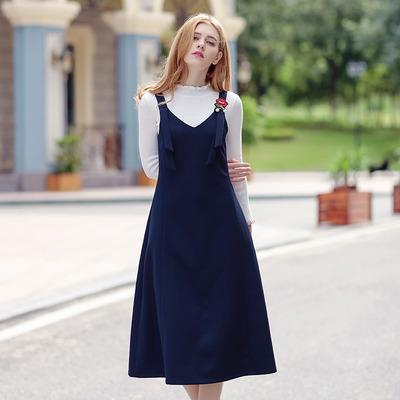 Fermeture À Glissière Couture De La Sangle Longue Sans Manches Robe De Harnais