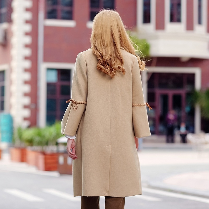 Camel Temperament Lapel Double Breasted Woolen Coat