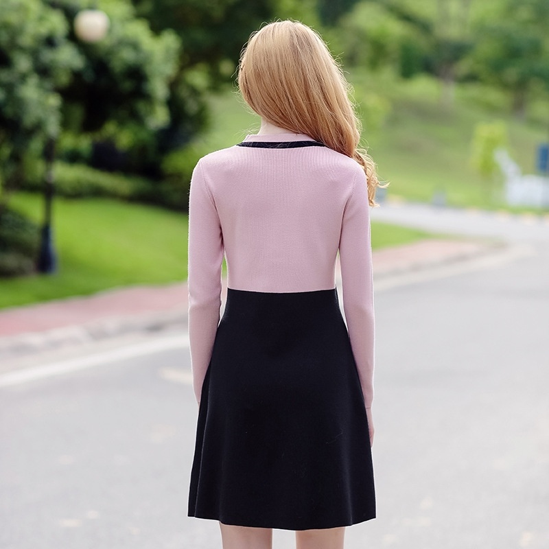 - Rundhalsausschnitt-Hit Farbe Splicing Temperament Damen Strickkleid