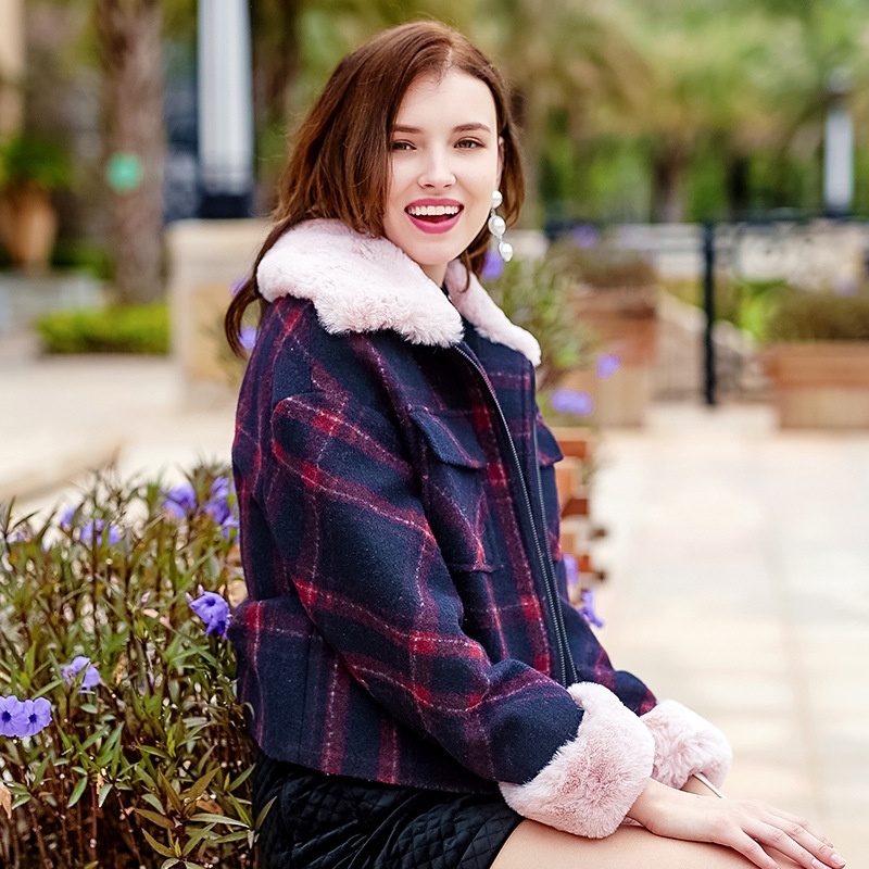 Paris Nights Stitching Faux Fur Collar Velvet Woolen Plaid Jacket |