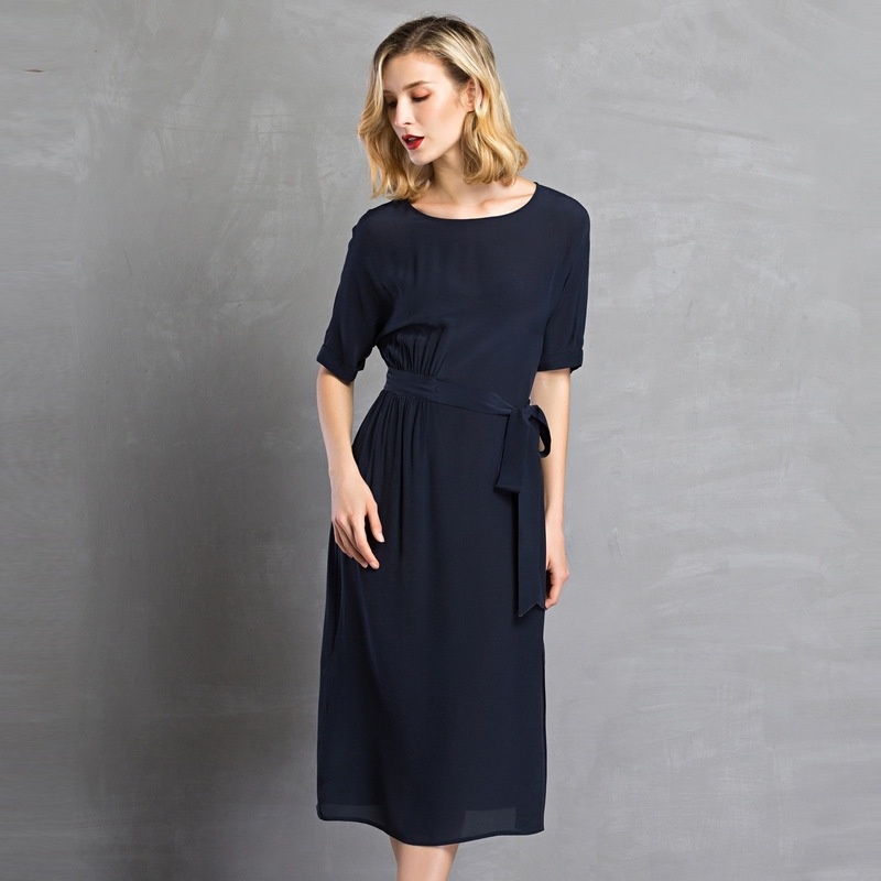 Europe And The United States Five-Point Sleeves Round Silk Silk Dress