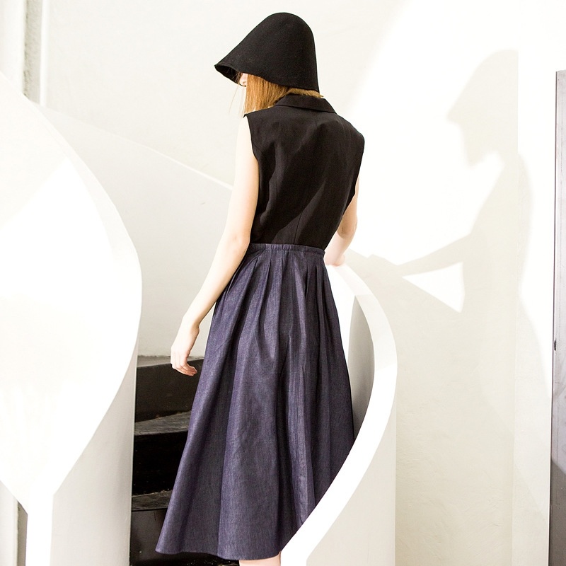 Melora Pleated Stitching Spliced Deep V Neck Casual Dress