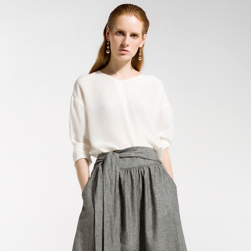 Europe And The United States V-Collar Collar Loose Solid Color Silk Shirt