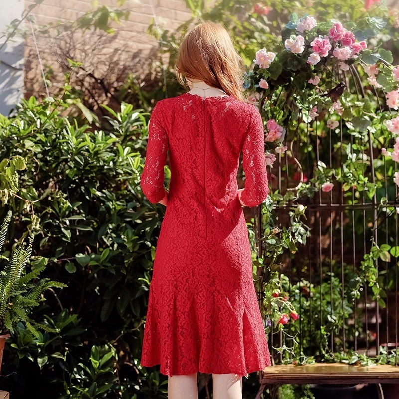 Red Lace Mid-Rise Sweet Wild Fishtail Dress